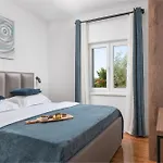 Unika Heated 40m2 Pool, Hot Tub, Sauna 빌라 Opanci