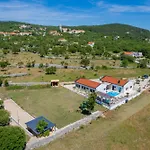 Villa Unika Heated 40m2 Pool, Hot Tub, Sauna *