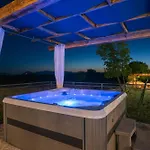 Unika Heated 40m2 Pool, Hot Tub, Sauna Villa Opanci