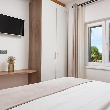 Unika Heated 39m2 Pool, Jacuzzi, Sauna Vila *