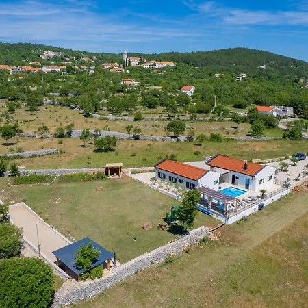 Villa Unika Heated 39m2 Pool, Jacuzzi, Sauna *