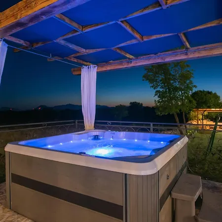 Unika Heated 40m2 Pool, Hot Tub, Sauna Вілла Opanci